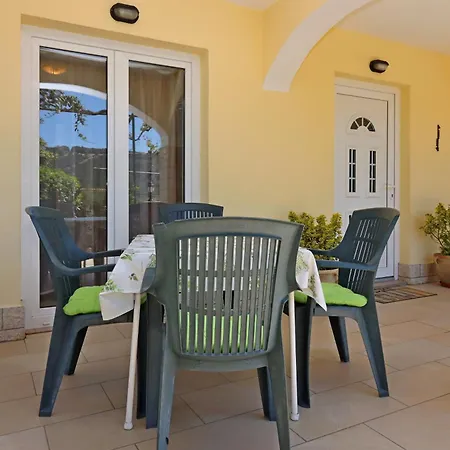 Apartamento With Wifi Lopar, Rab - 14804 *