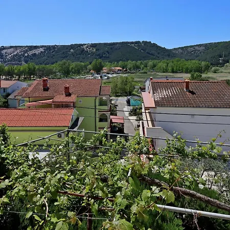 Apartamento With Wifi Lopar, Rab - 14804