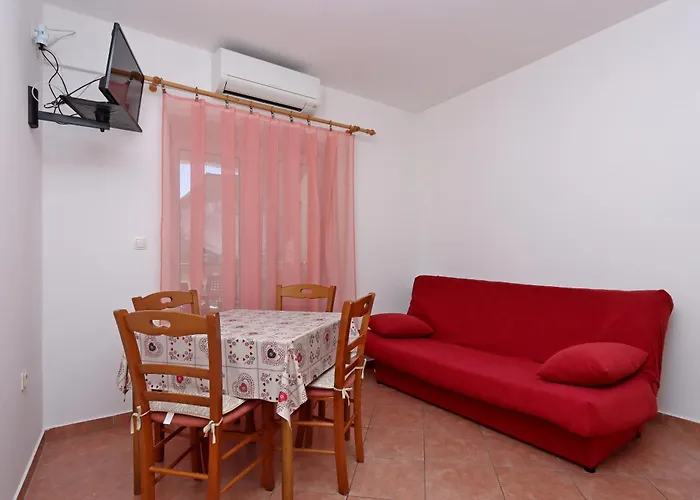 Apartamento With Wifi Lopar, Rab - 14804